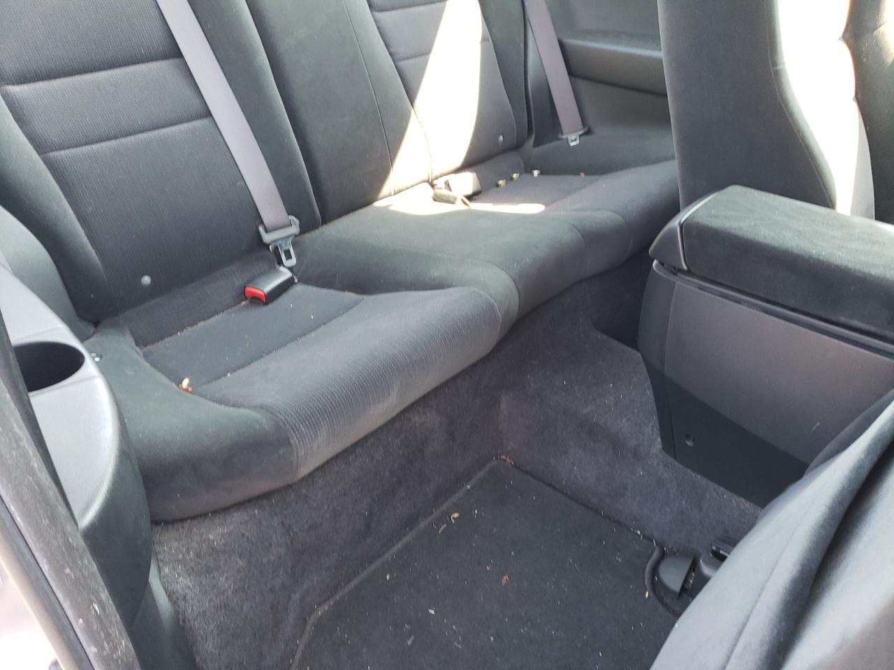 2005 Honda Accord Lx VIN: 1HGCM72315A000772 Lot: 65711564