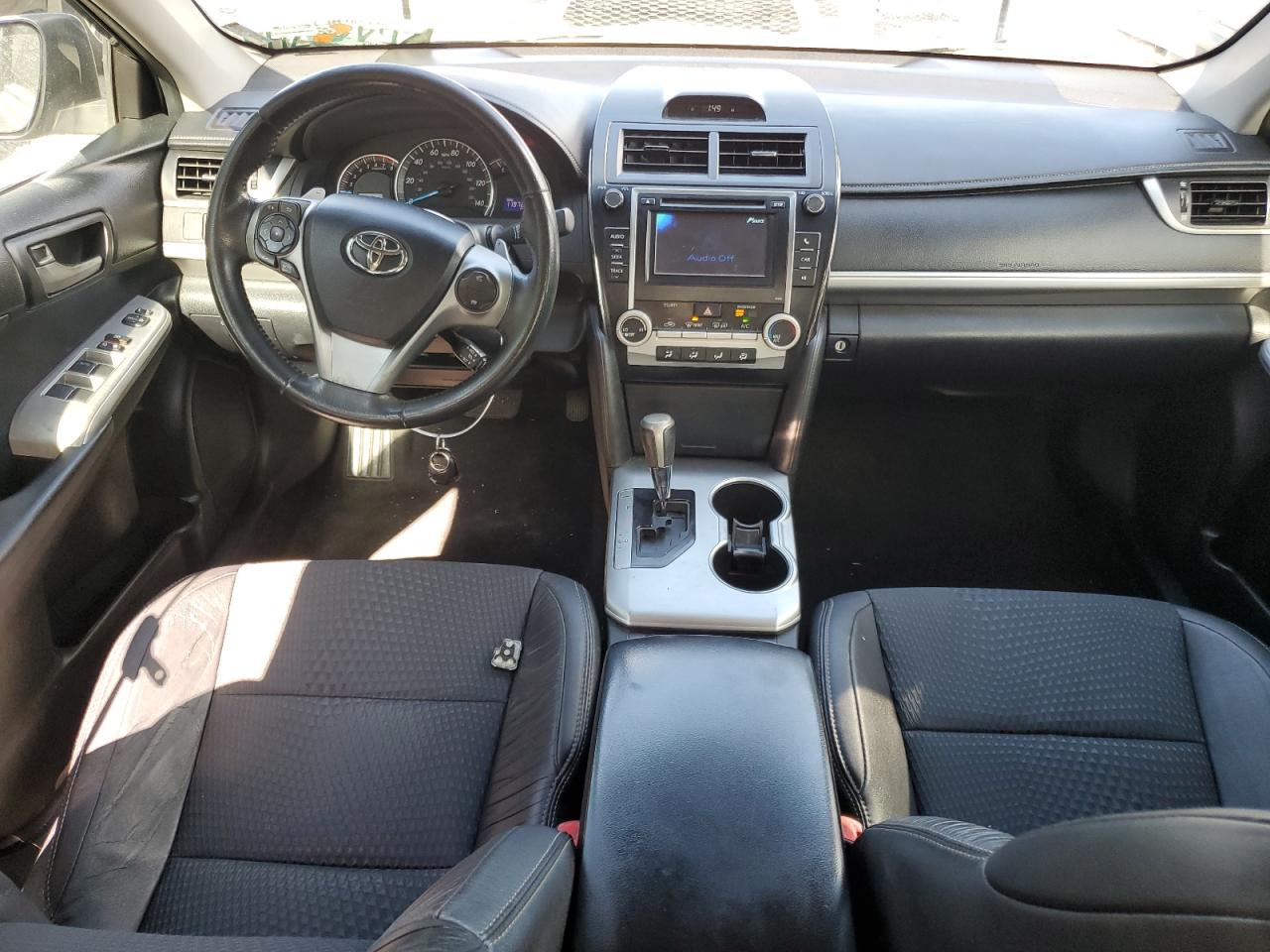 2013 Toyota Camry - Image 8