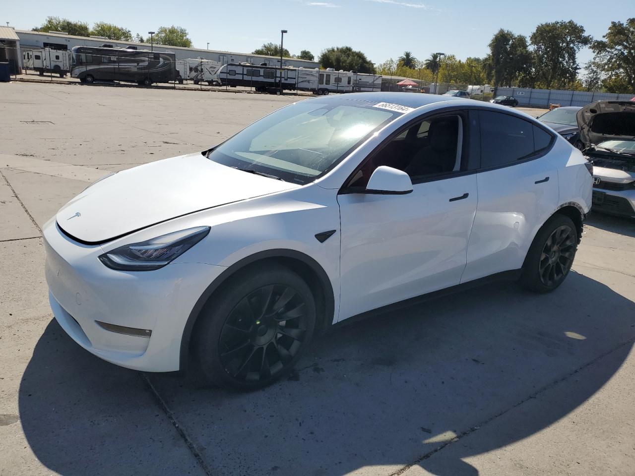 7SAYGDEE7PF590058 2023 TESLA MODEL Y - Image 1