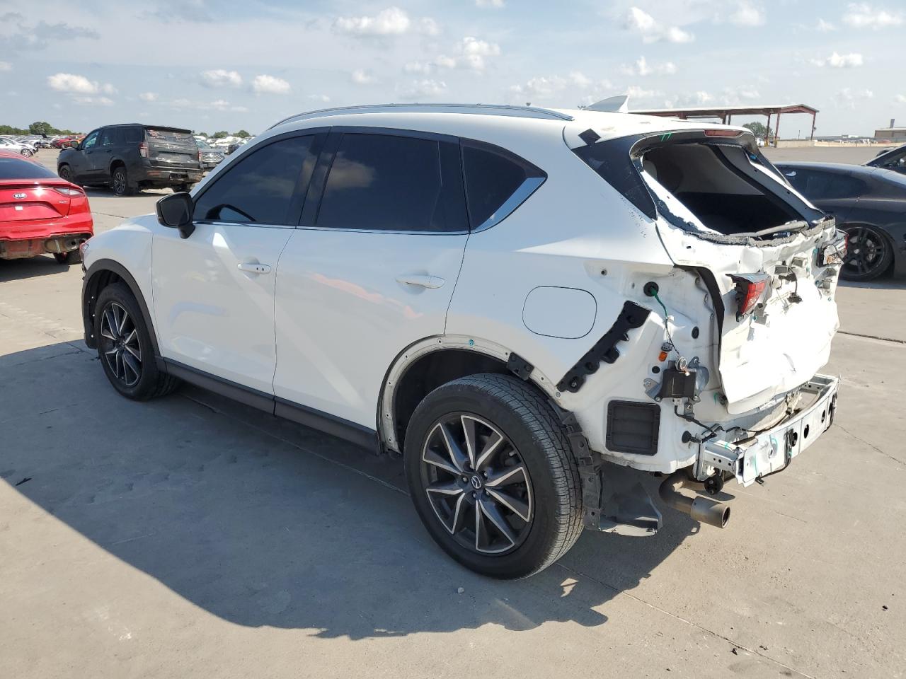 JM3KFADM7J1427057 2018 MAZDA CX-5 - Image 2