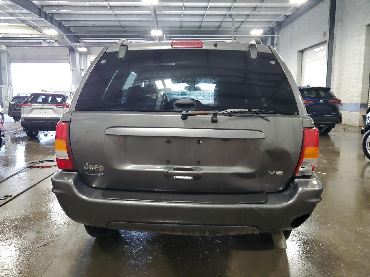 1j8gw58nx2c212621 1J8GW58NX2C212621 2002 Jeep Grand Cherokee Limited