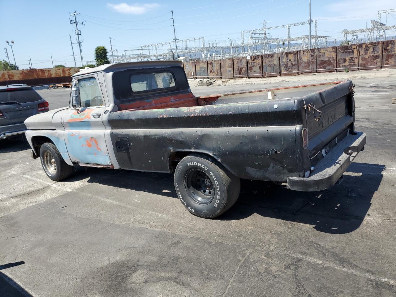 1002ZF10885A 1966 GMC C-10