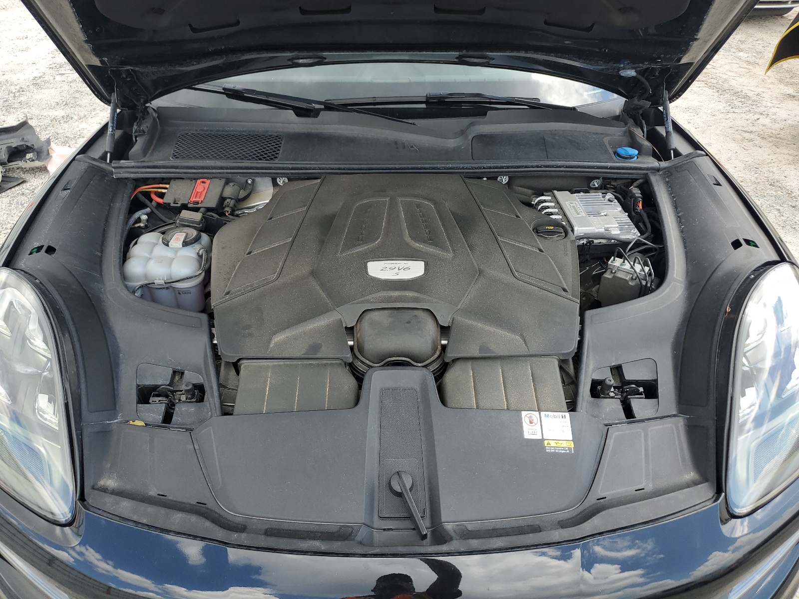 Фото: WP1AB2AY7PDA14204 - 14