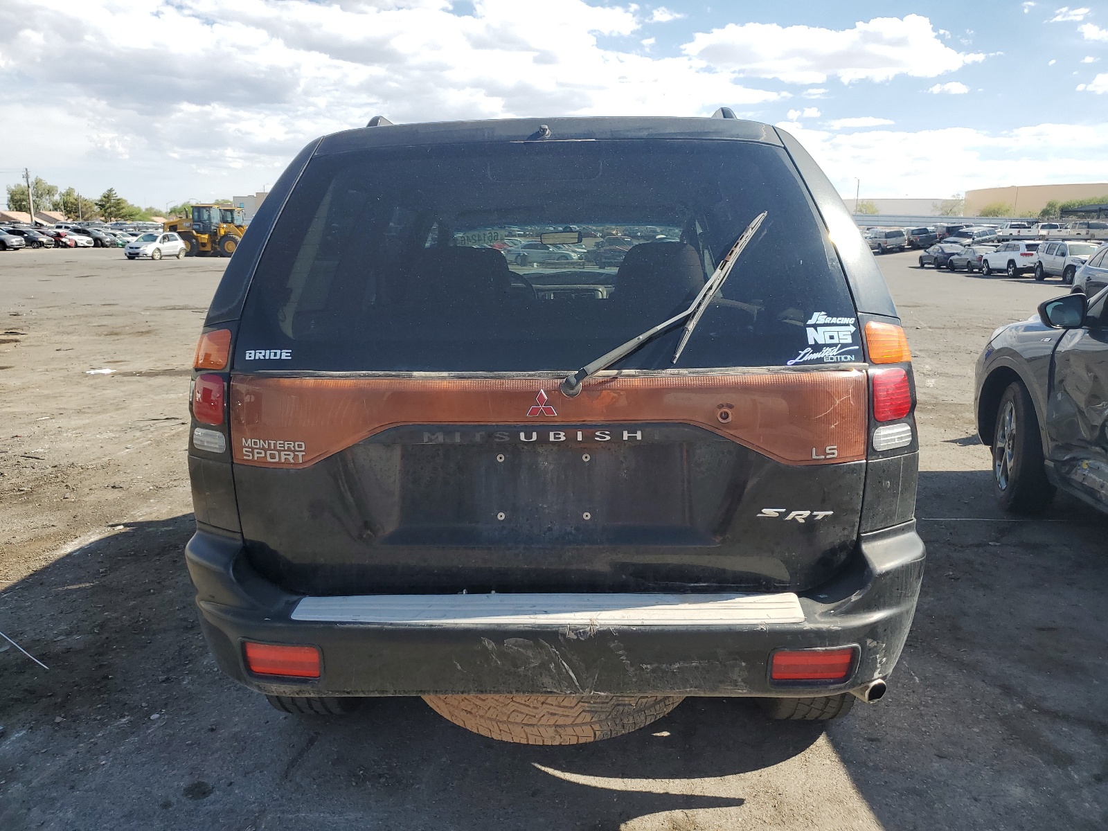 JA4LS21H11P064428 2001 Mitsubishi Montero Sport Es