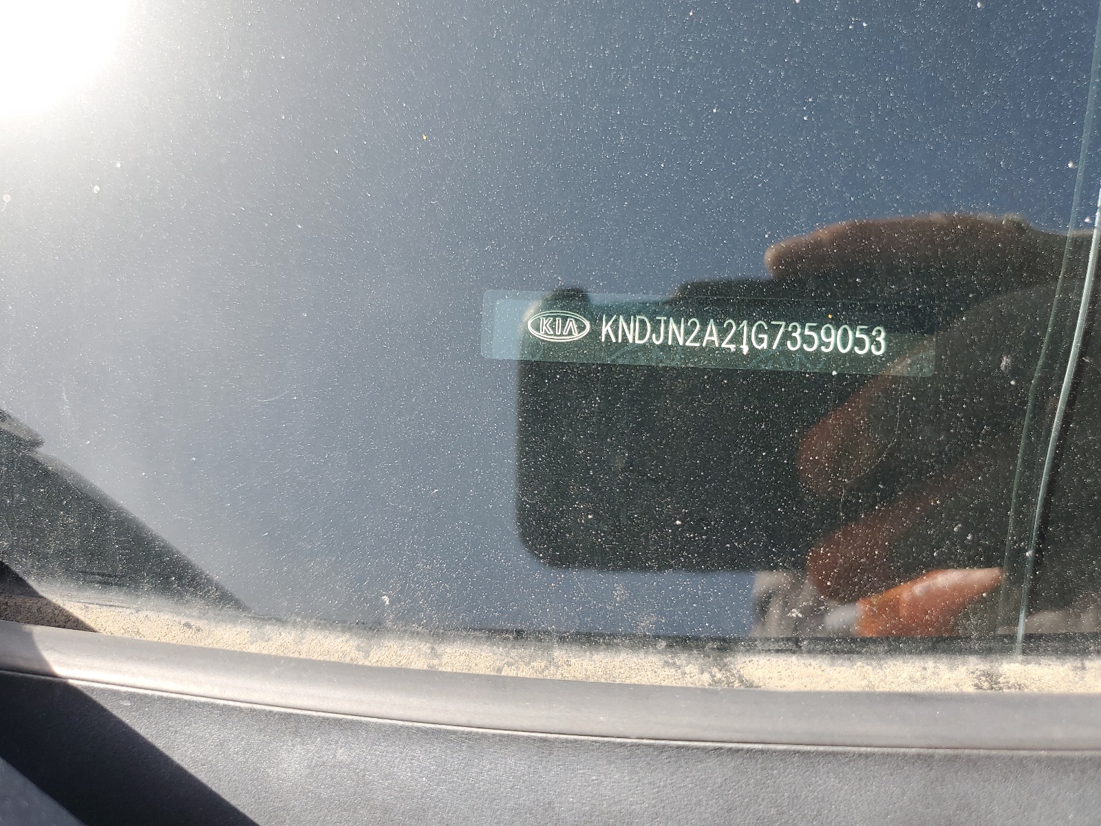 KNDJN2A21G7359053 2016 Kia Soul