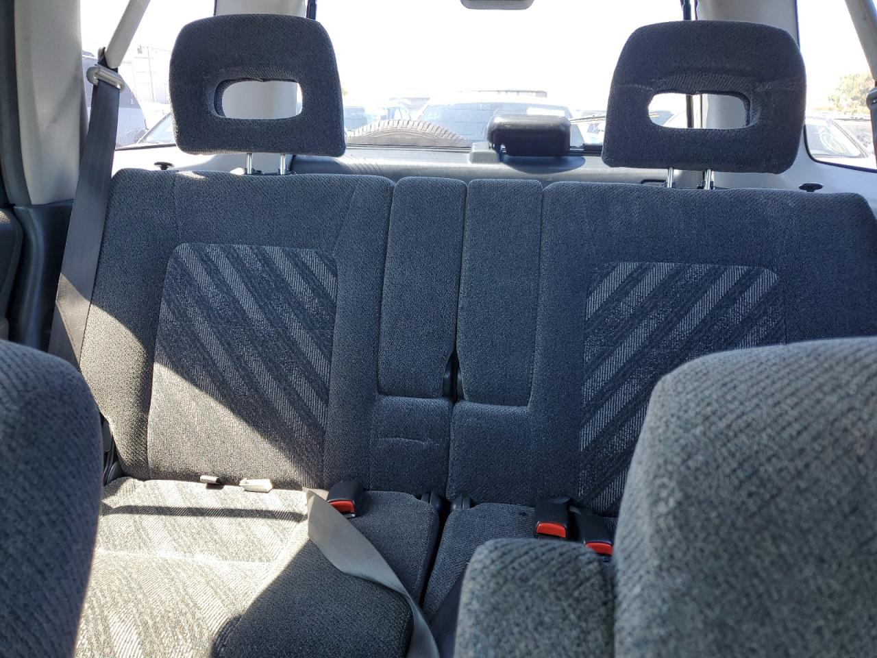 2000 Honda Cr-V Lx VIN: JHLRD2846YC013508 Lot: 68102244