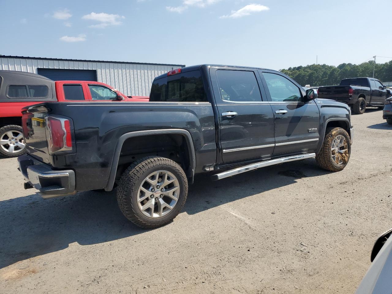 2018 GMC Sierra - Image 3