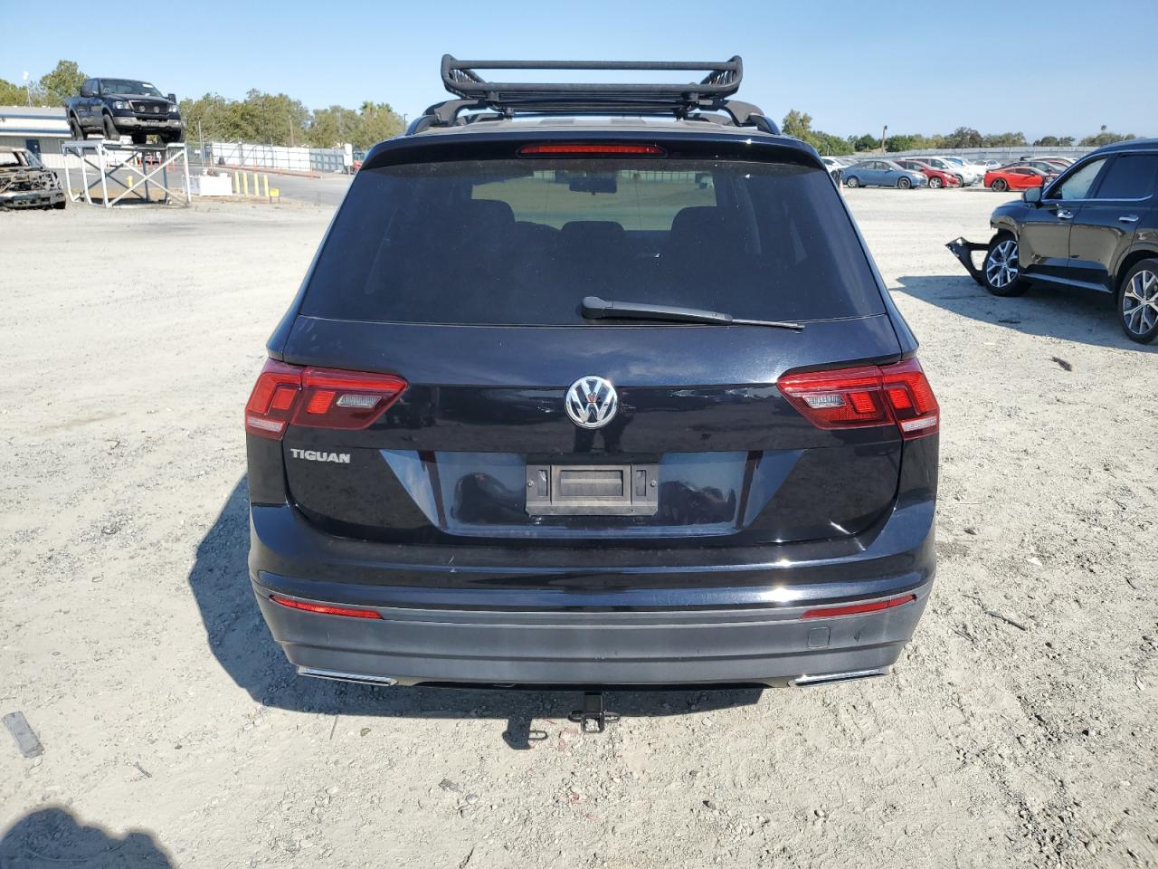 2019 Volkswagen Tiguan S VIN: 3VV1B7AX7KM009122 Lot: 65399174