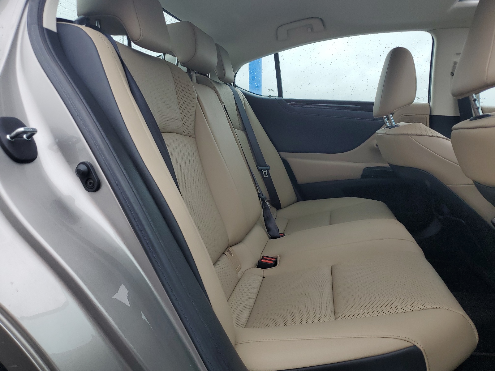 58AD21B18LU011868 2020 Lexus Es 300H