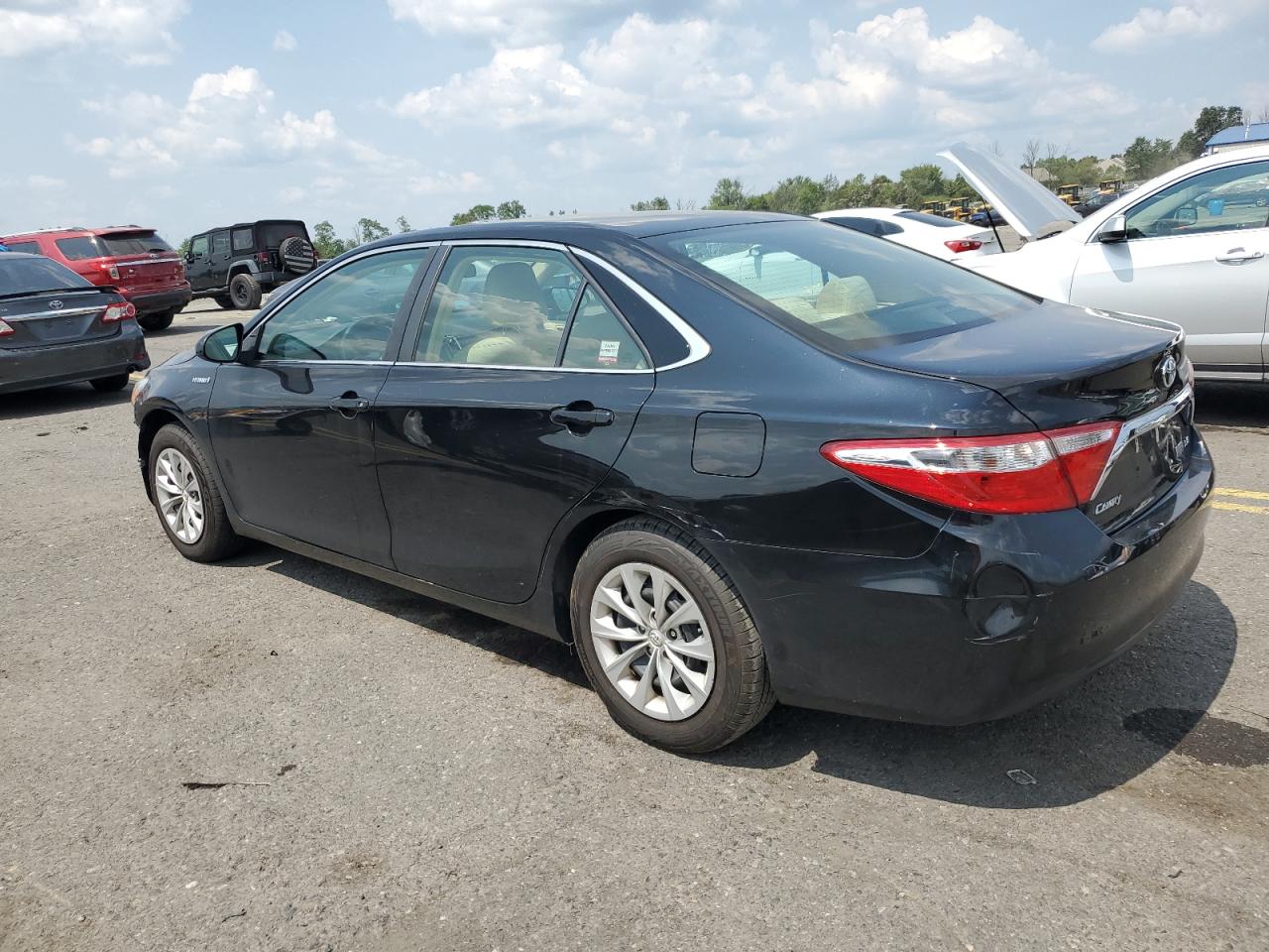 4T1BD1FK3GU188345 2016 TOYOTA CAMRY - Image 2