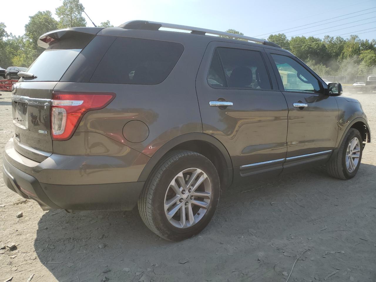 2015 Ford Explorer - Image 3
