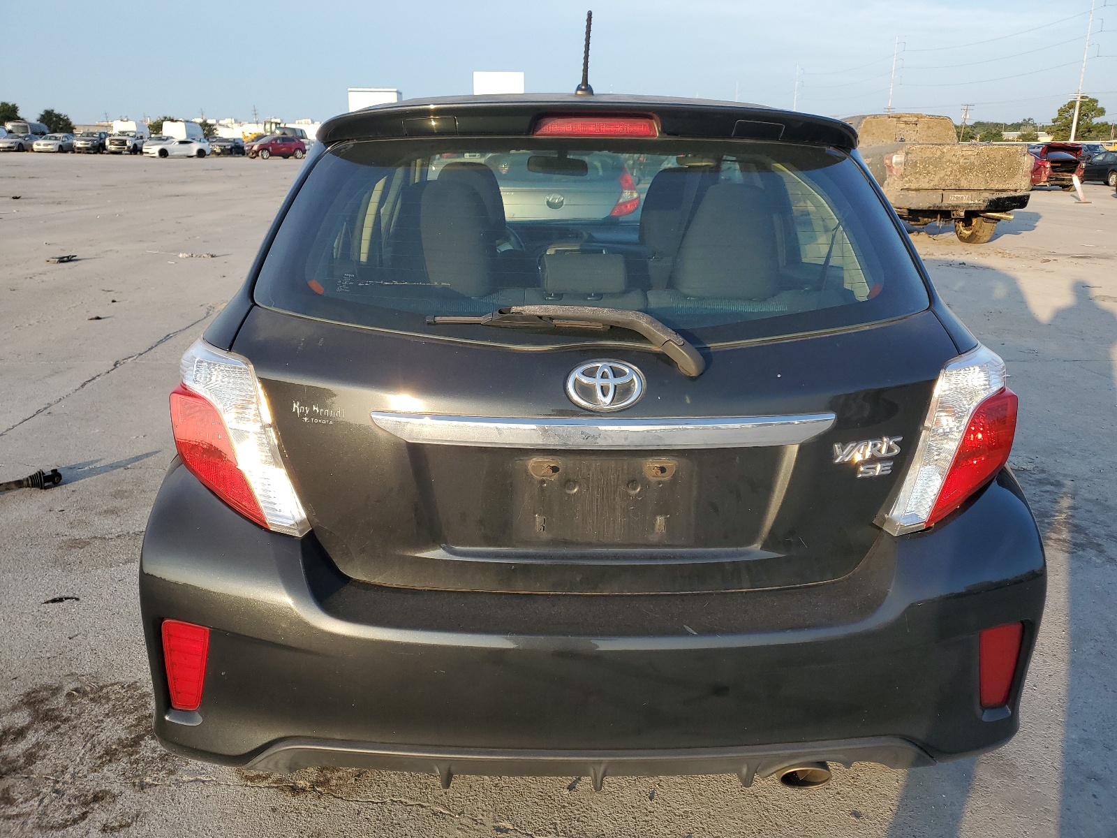 JTDKTUD34ED592711 2014 Toyota Yaris