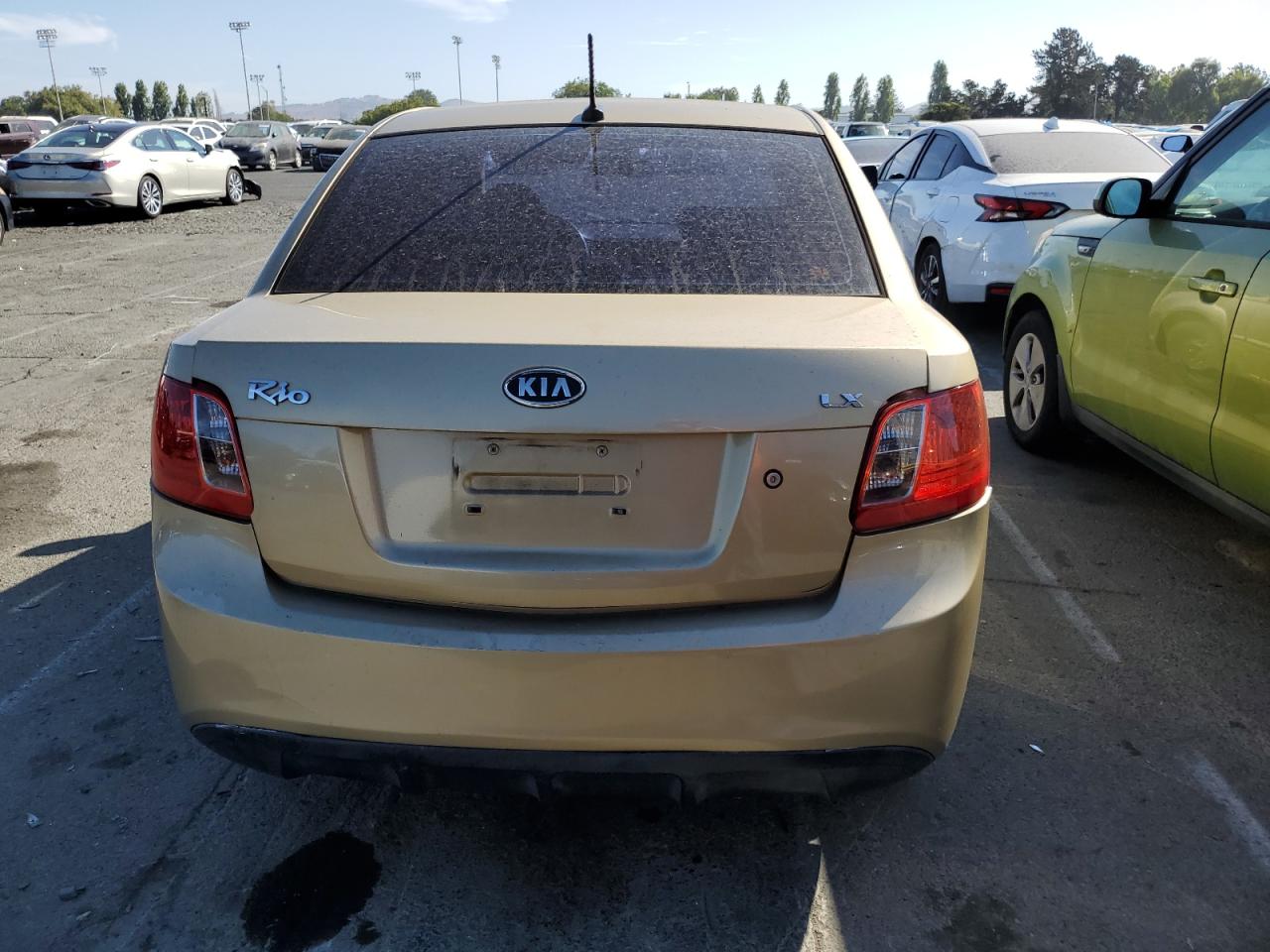 2011 Kia Rio Base VIN: KNADH4A36B6916446 Lot: 66614564