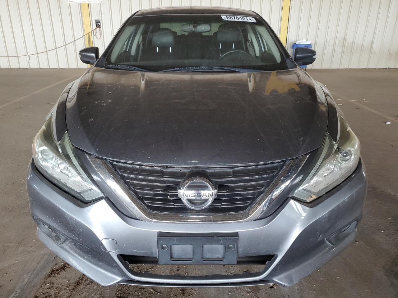 2017 Nissan Altima - Image 5