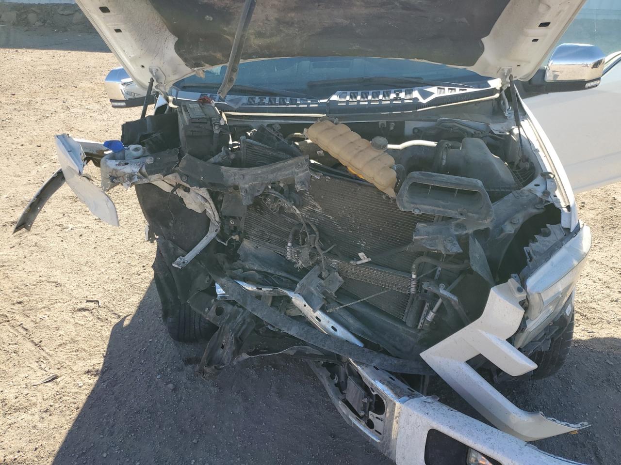 2015 Ford F-150 - Image 12