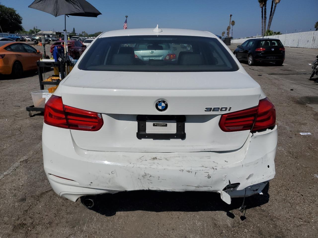 2016 BMW 320 I VIN: WBA8A9C55GK616137 Lot: 69435714