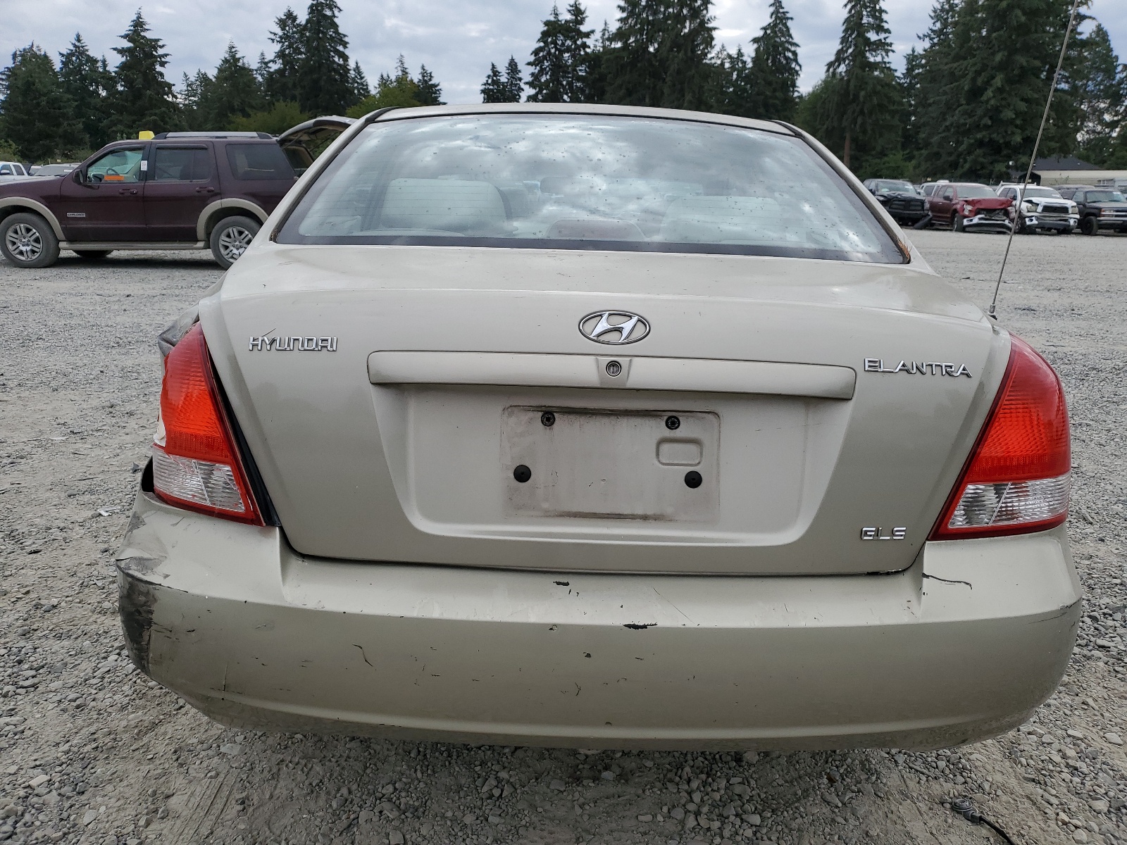 KMHDN45D01U051607 2001 Hyundai Elantra Gls