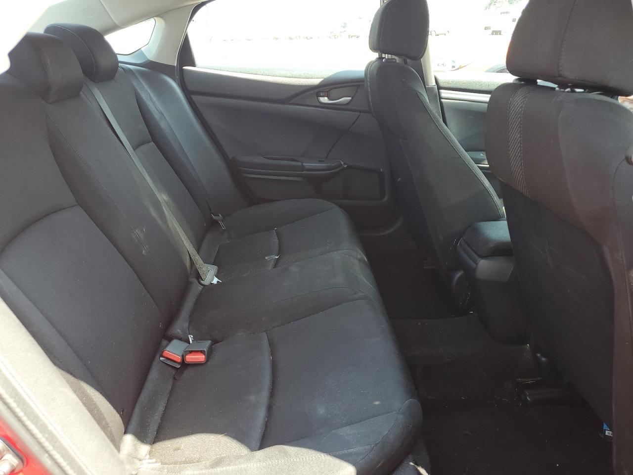 2HGFC2F51GH562464 2016 Honda Civic Lx