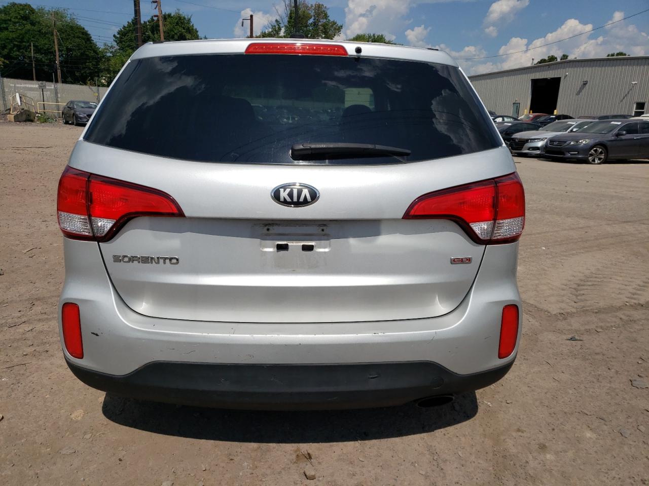 2015 Kia Sorento Lx VIN: 5XYKT3A62FG621196 Lot: 68875994