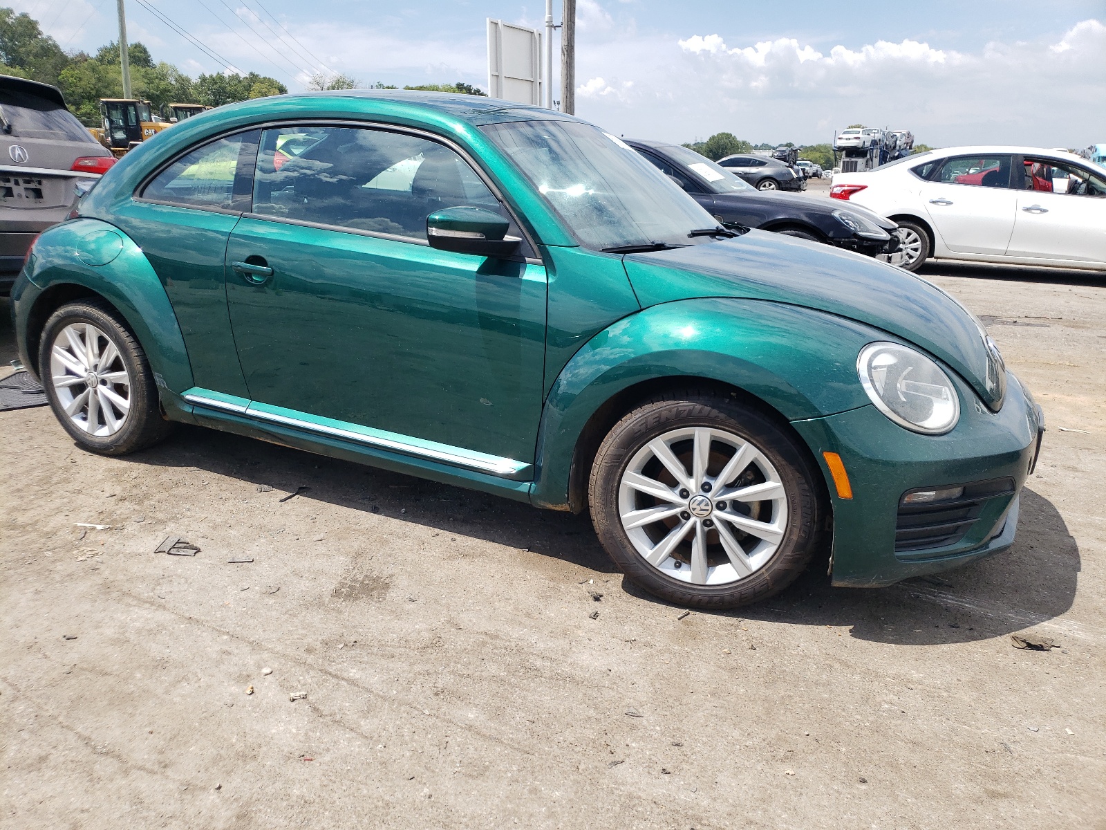 3VWFD7AT0JM716604 2018 Volkswagen Beetle S