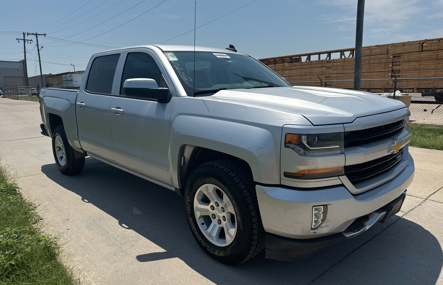 2018 Chevrolet Silverado K1500 Lt vin: 3GCUKREC3JG140236