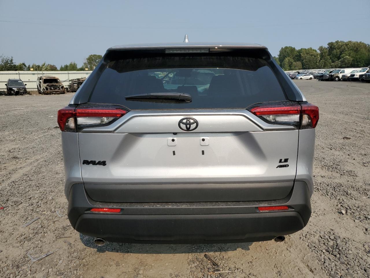 2024 Toyota RAV 4 - Image 6