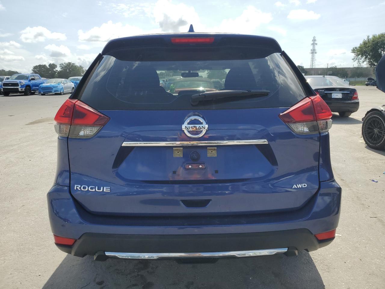 2018 Nissan Rogue S VIN: KNMAT2MV2JP525485 Lot: 65795684