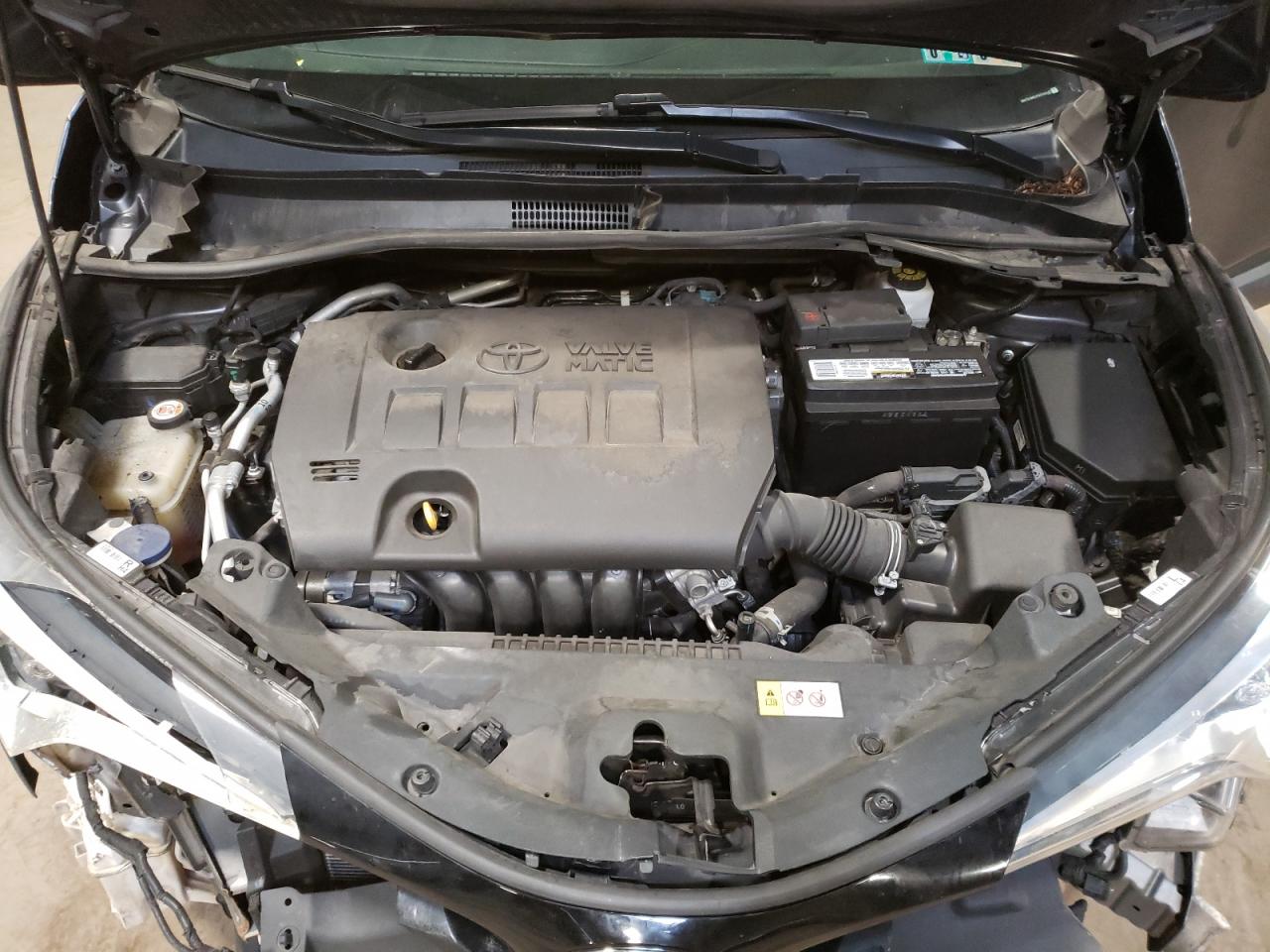 2019 Toyota C-HR - Image 12