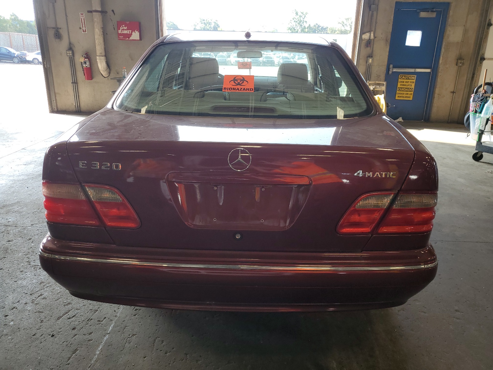 WDBJF82J31X055055 2001 Mercedes-Benz E 320 4Matic