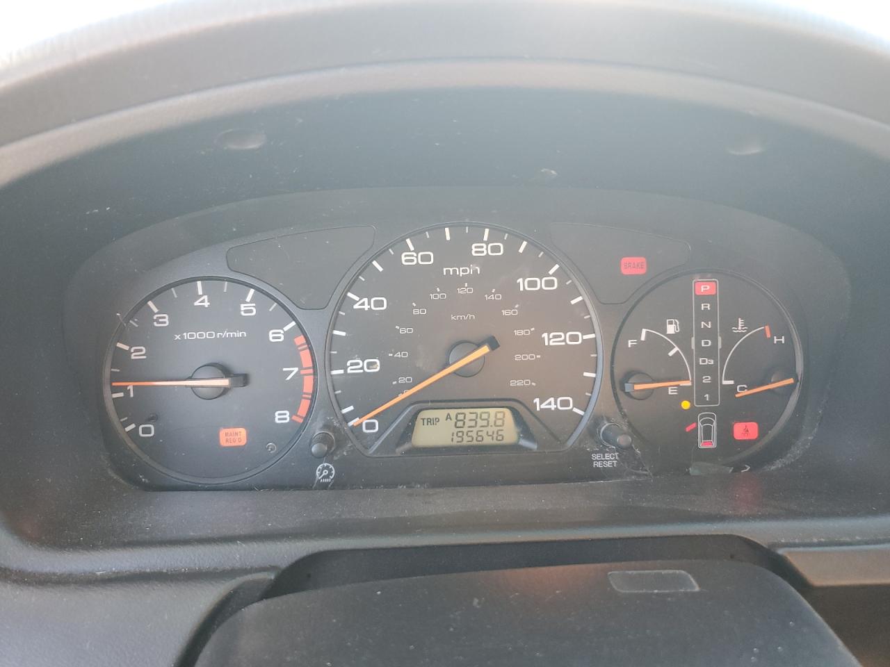 5FNRL188X4B111922 2004 Honda Odyssey Ex