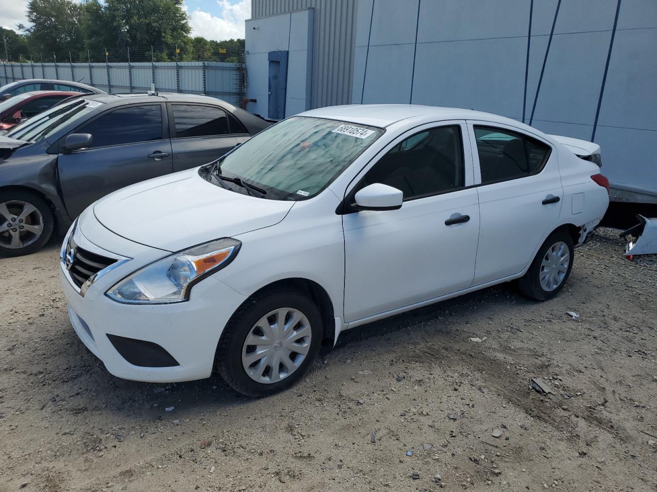 2017 Nissan Versa S VIN: 3N1CN7AP5HL858682 Lot: 68910574