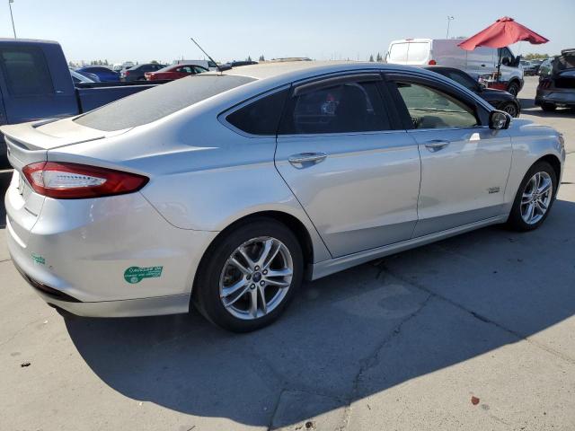 Sedans FORD FUSION 2016 Srebrny