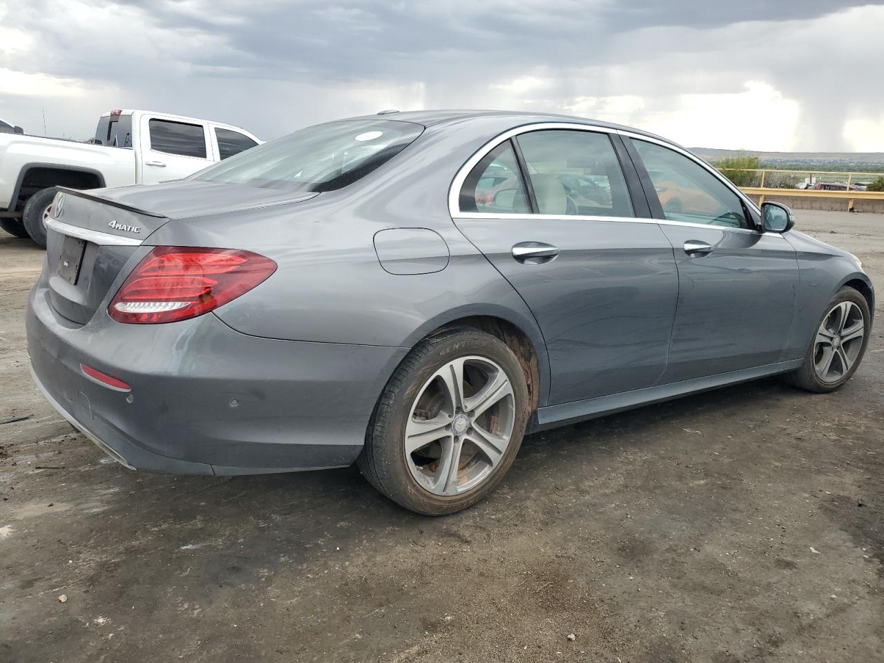 2017 Mercedes-Benz E-klasse - Image 3