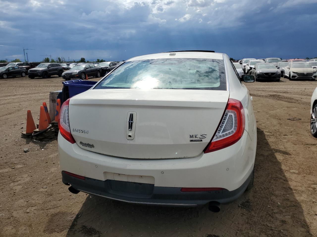 1LNHL9FT2DG611169 2013 Lincoln Mks