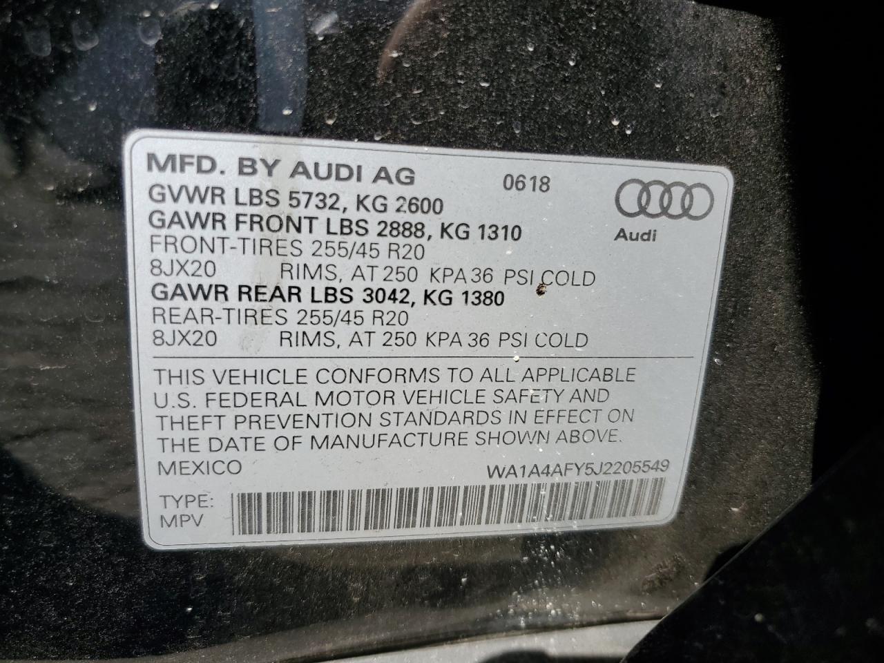 WA1A4AFY5J2205549 2018 Audi Sq5 Premium Plus