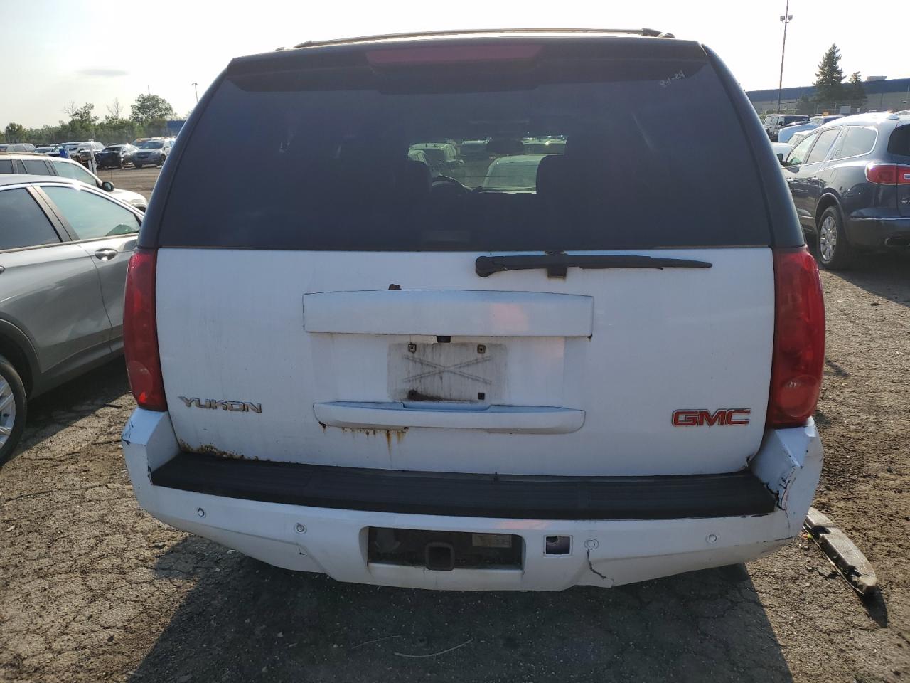 2007 GMC Yukon VIN: 1GKFK13037J134144 Lot: 65716194