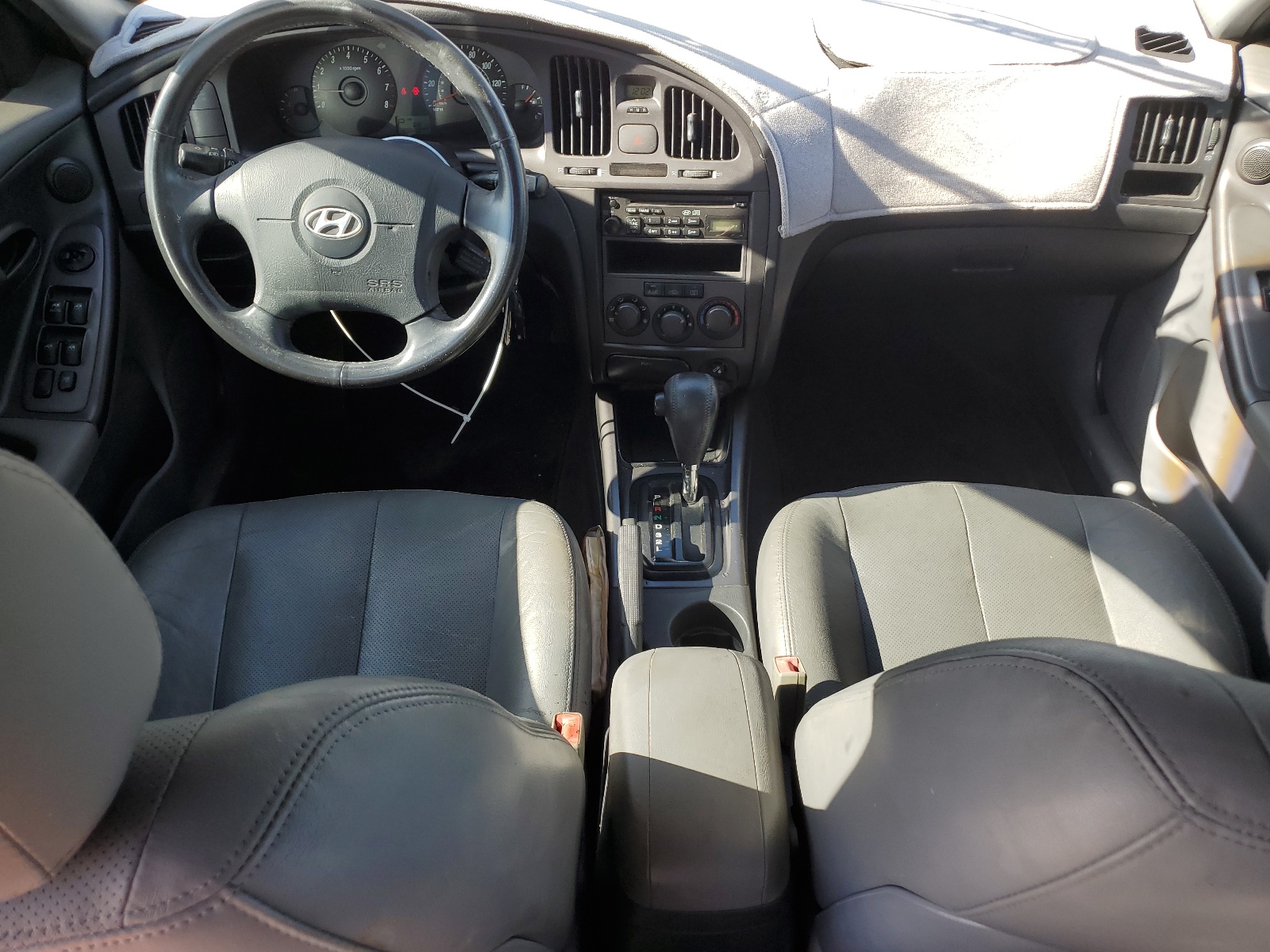 KMHDN46D55U188062 2005 Hyundai Elantra Gls