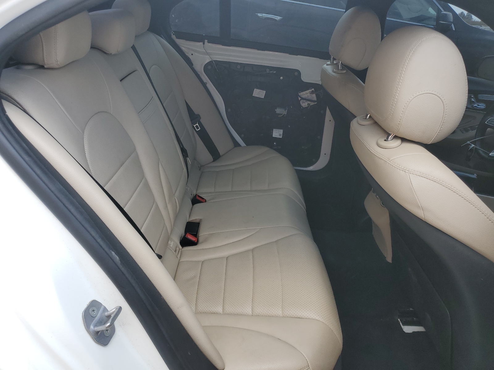 55SWF4JB2JU281803 2018 Mercedes-Benz C 300