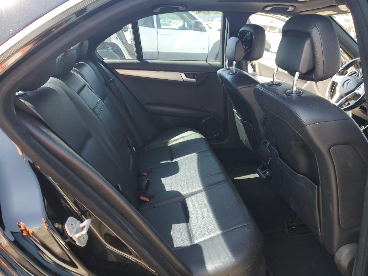 2013 Mercedes-Benz C 250 VIN: WDDGF4HB1DR256245 Lot: 68881904