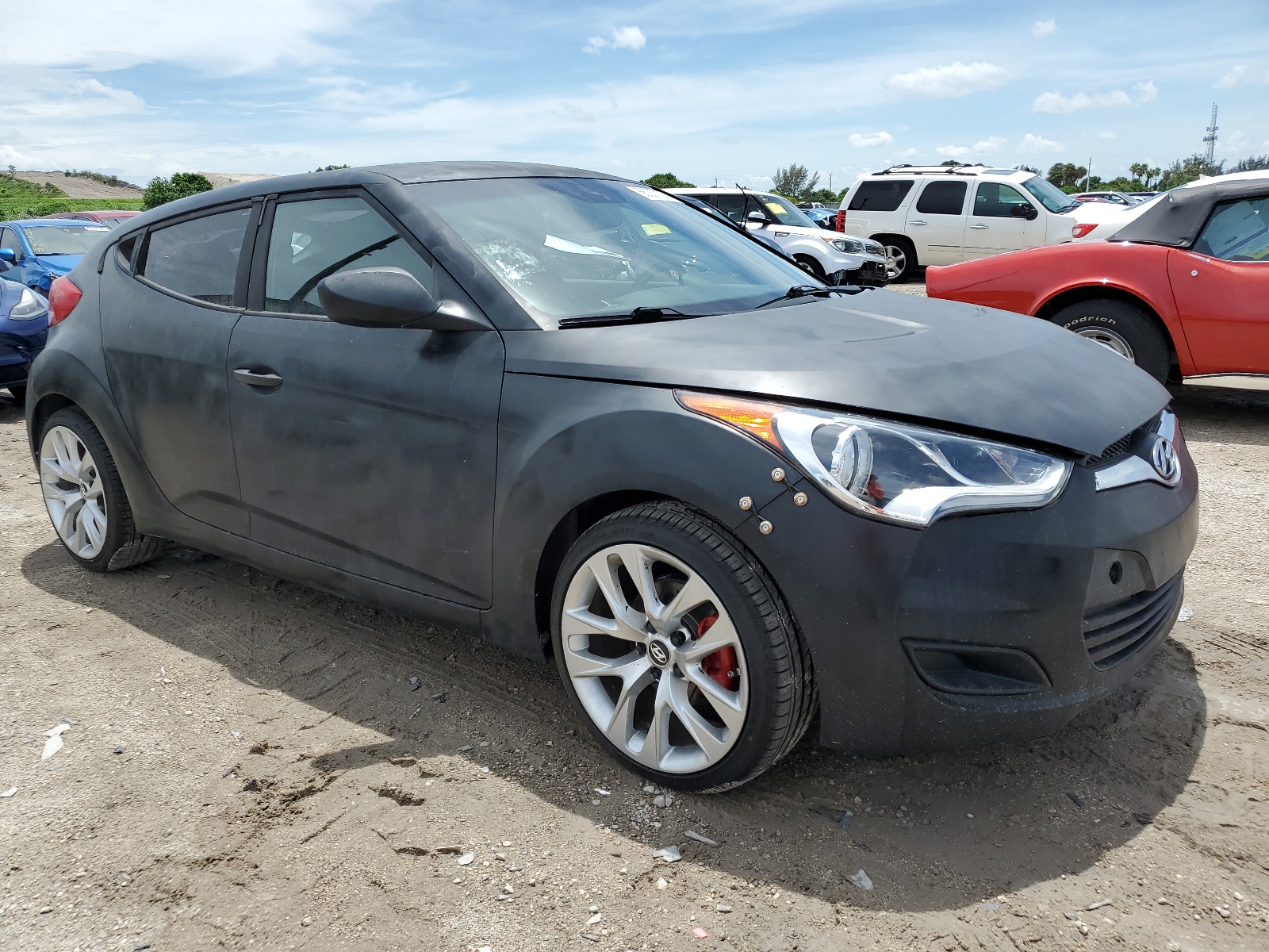 2013 Hyundai Veloster vin: KMHTC6AD4DU155265