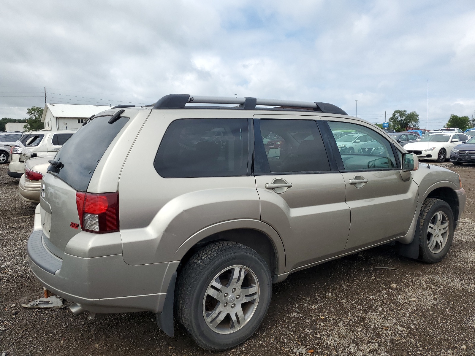 4A4MN31S17E056569 2007 Mitsubishi Endeavor Se