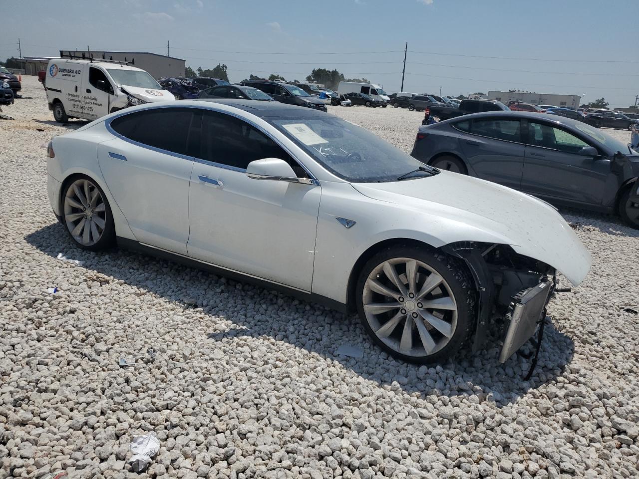 5YJSA1H2XFF084856 2015 Tesla Model S 85D