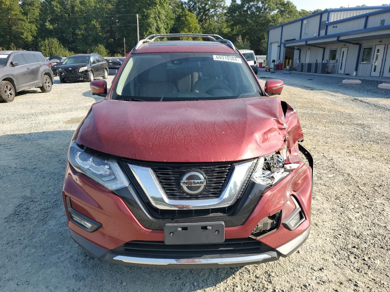 2018 Nissan Rogue - Image 5