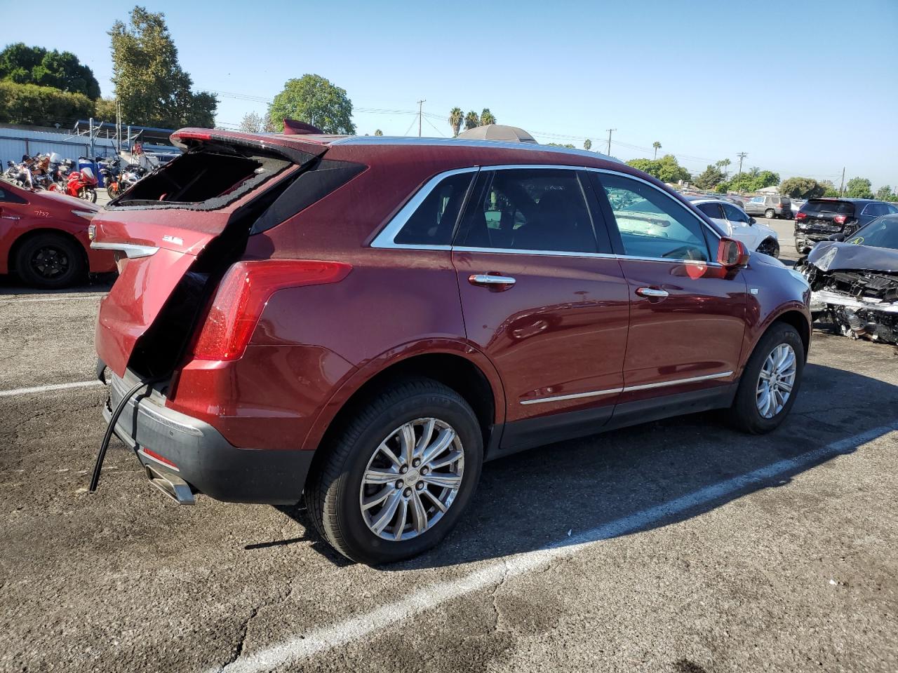 2017 Cadillac XT5 - Image 3