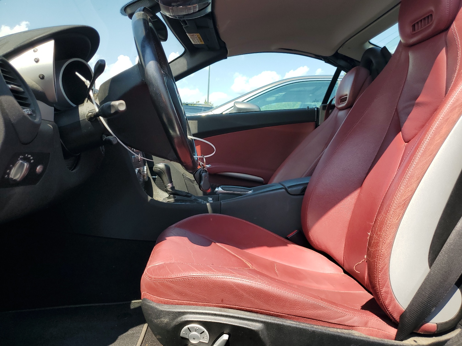 WDBWK56F55F075261 2005 Mercedes-Benz Slk 350