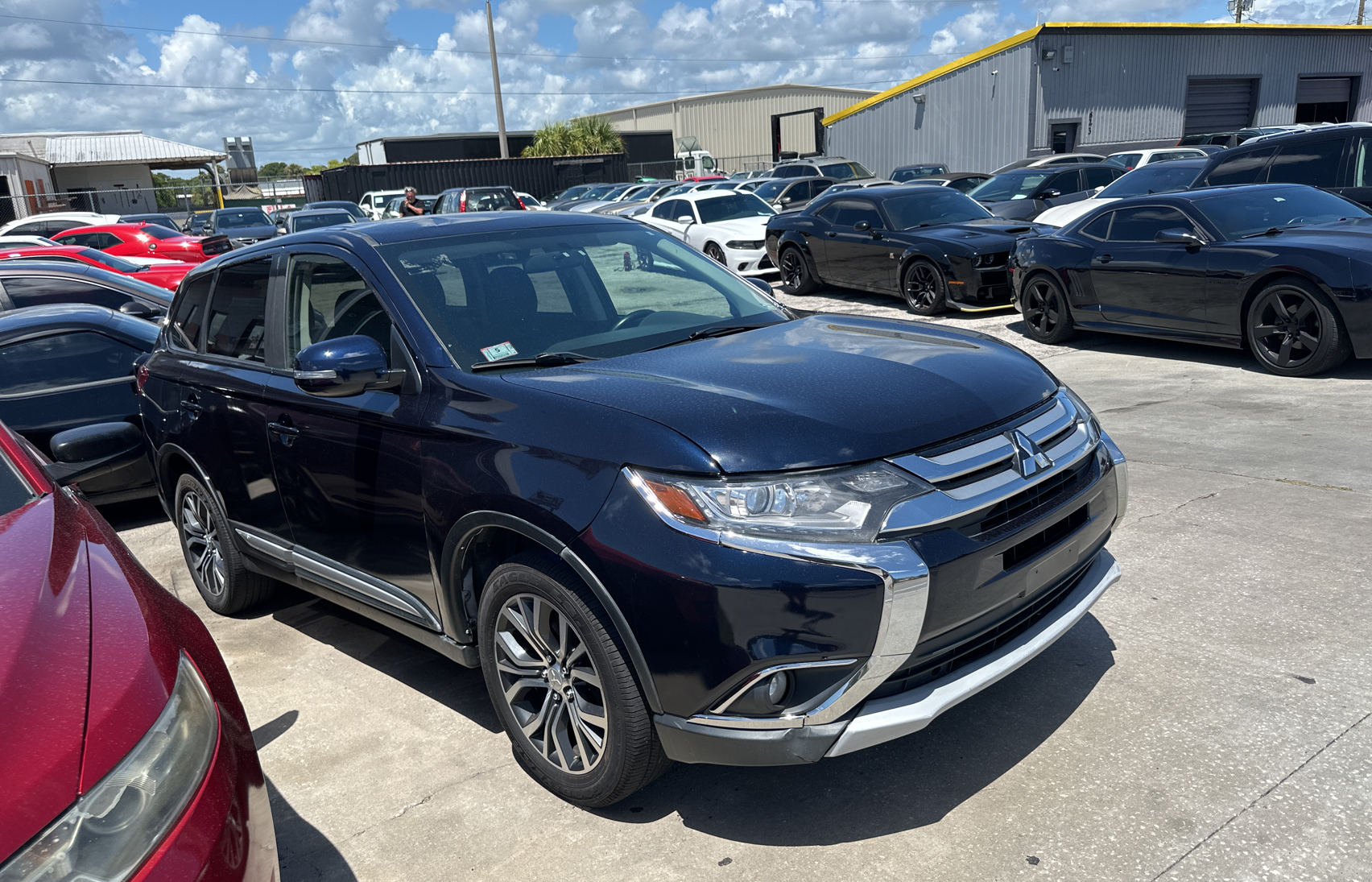 2017 Mitsubishi Outlander Se vin: JA4AZ3A35HZ055503