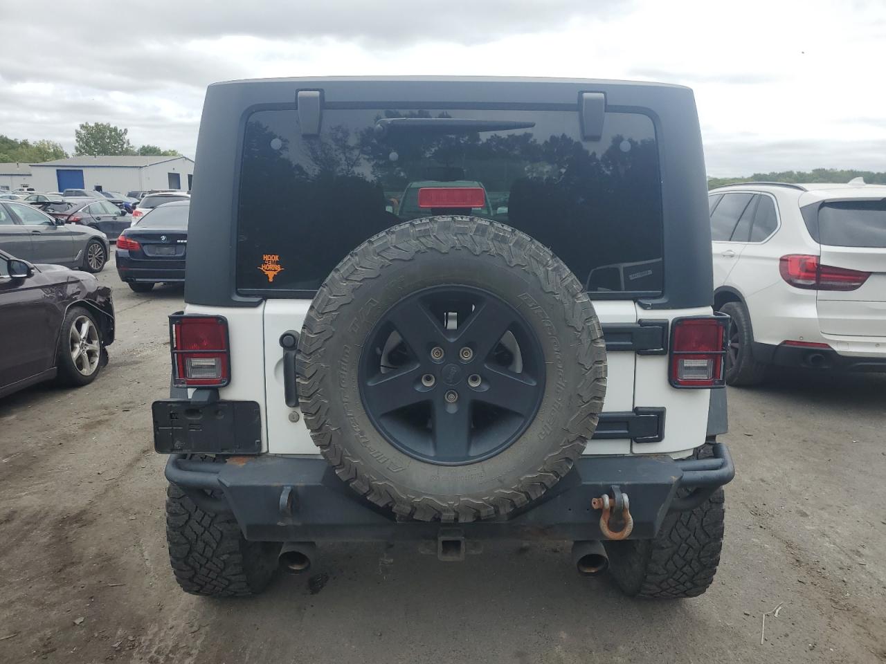 1C4AJWAG2HL677674 2017 Jeep Wrangler Sport