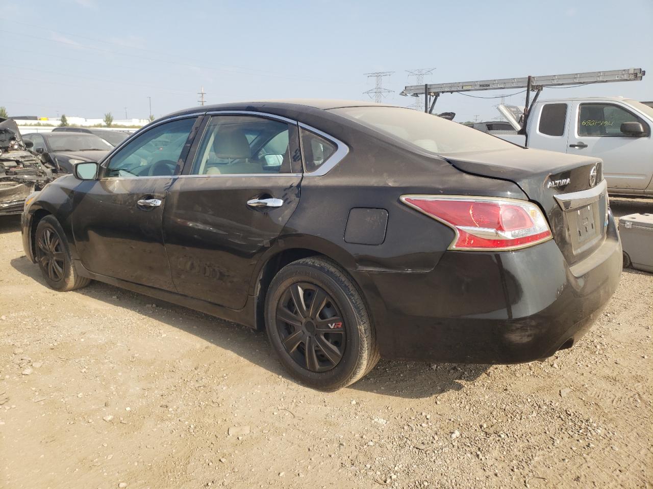 2014 Nissan Altima - Image 2