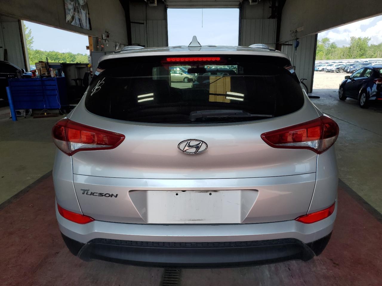 KM8J33A41JU693245 2018 Hyundai Tucson Sel