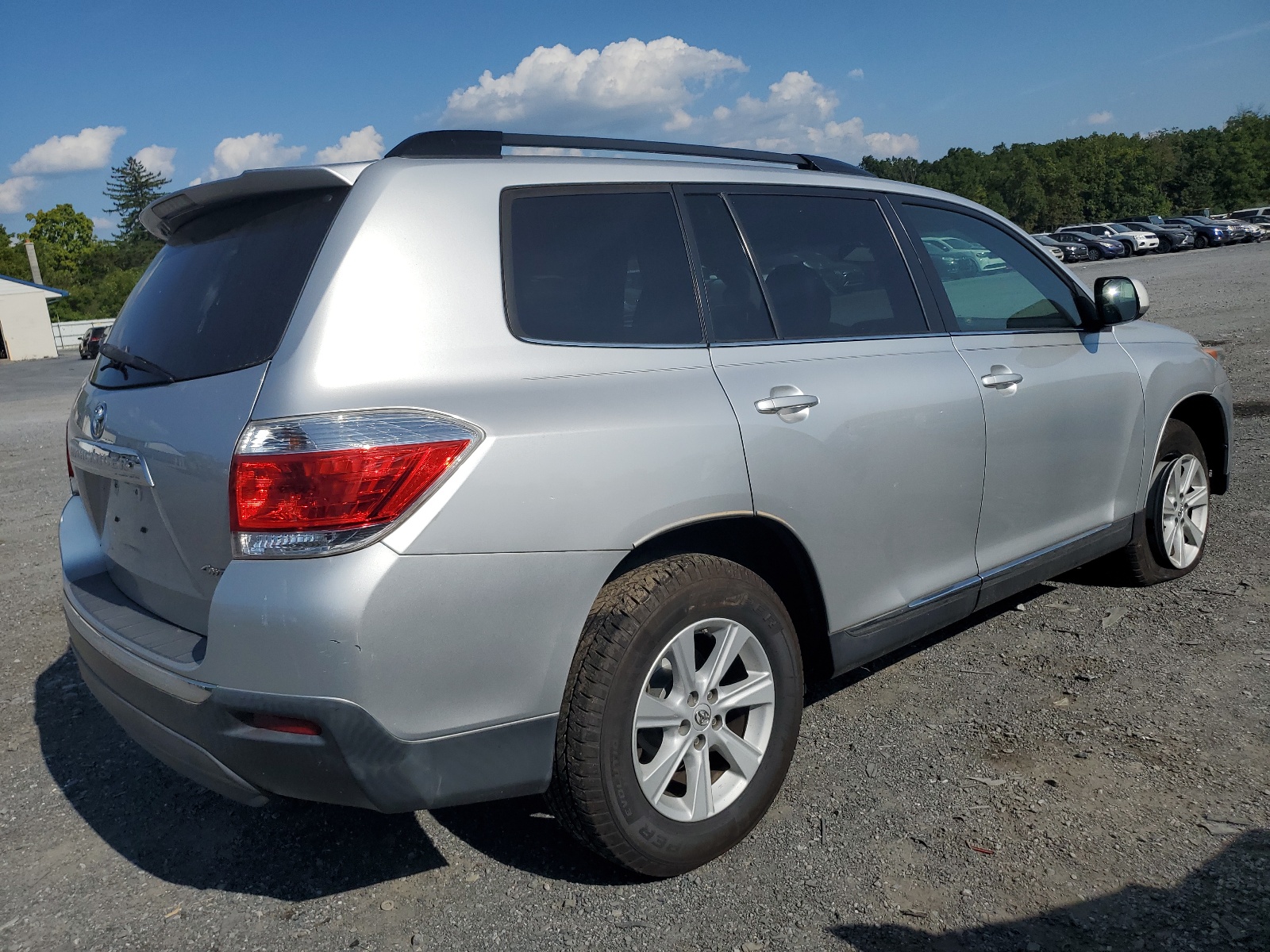 5TDBK3EH2DS222268 2013 Toyota Highlander Base